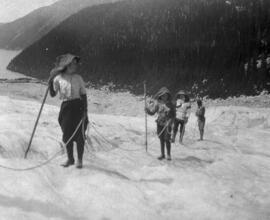 "Me [Nellie Chapman], Phyllis Dyke, Rachel Moore, Mable Burns, Phong anchorman, glacier at Garibaldi, 1910"